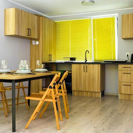 Camping Oaza Blonie Kornik Domki Standard Plus - 3 Pokoje Extérieur photo