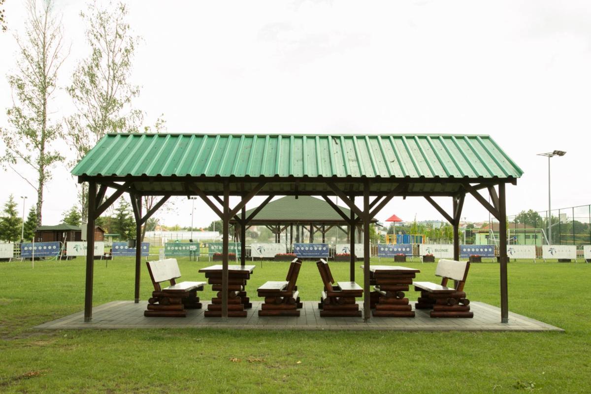 Camping Oaza Blonie Kornik Domki Standard Plus - 3 Pokoje Extérieur photo